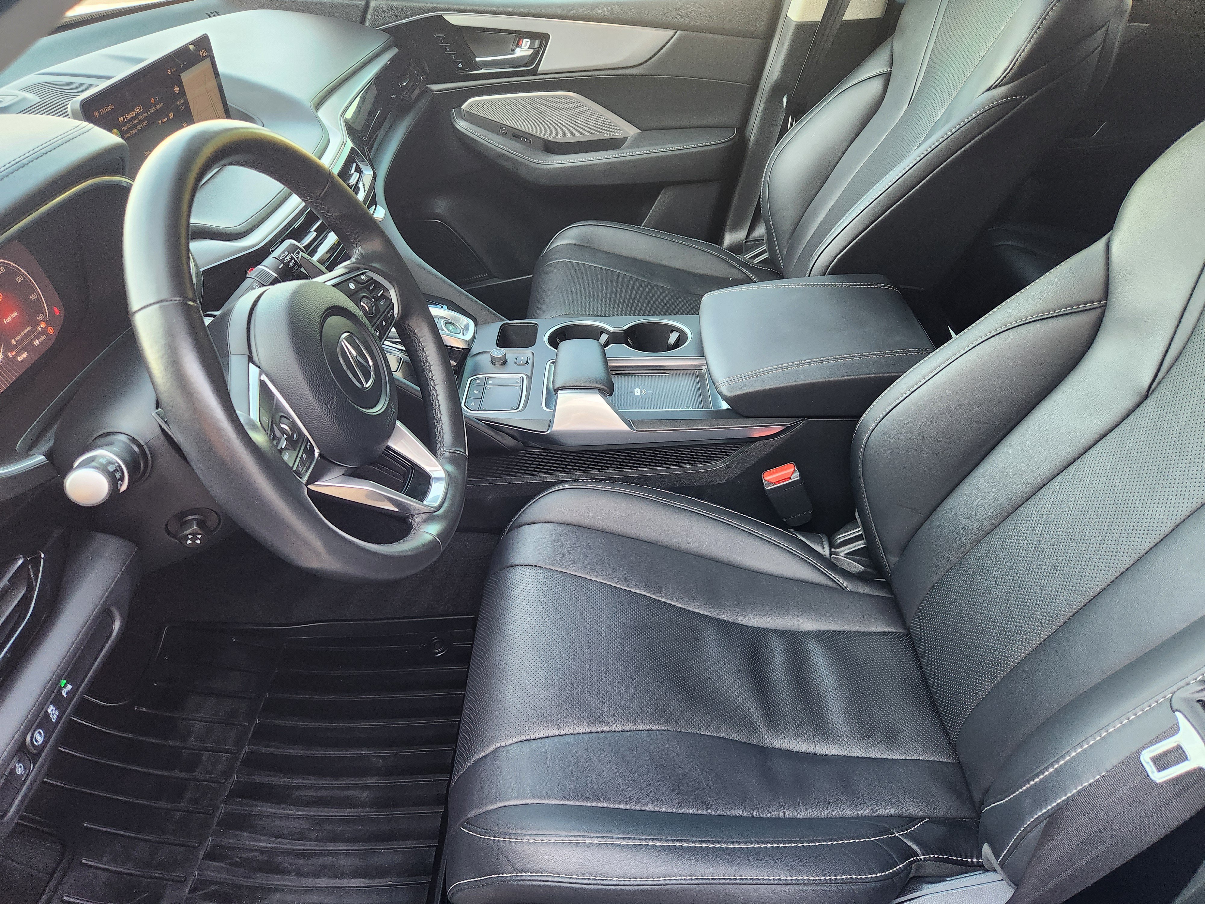 Used 2024 Acura MDX w/ Technology Package FWD image 13