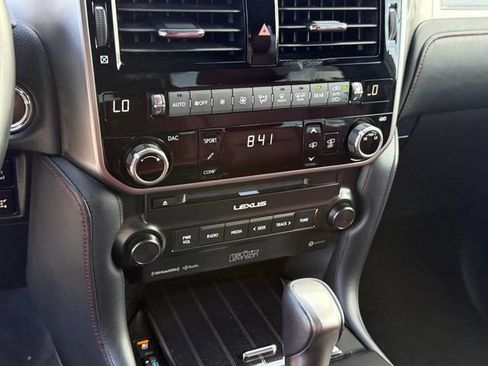 Used 2023 Lexus GX 460 Luxury AWD/4WD image 17