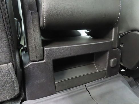 Used 2019 GMC Sierra 2500 SLT image 16