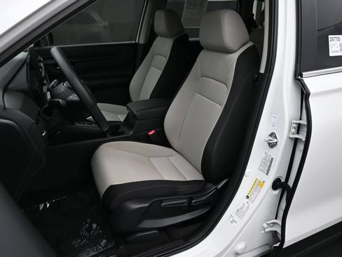 Used 2025 Honda CR-V LX image 12