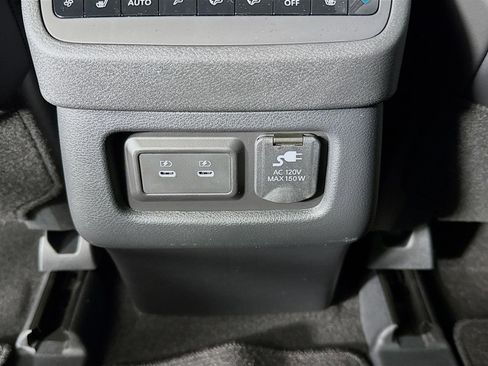 New 2026 Nissan Pathfinder Platinum image 26