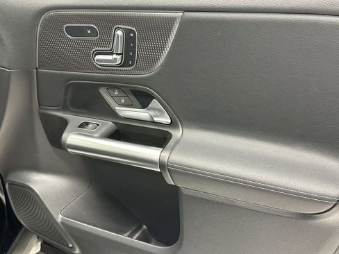 Certified 2023 Mercedes-Benz GLA 250 4MATIC w/ Premium Package image 15