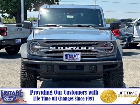 New 2024 Ford Bronco Badlands image 6