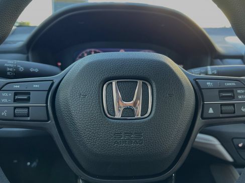 New 2025 Honda Accord SE image 25