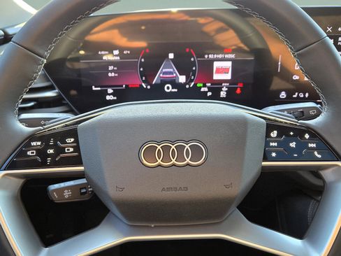 New 2025 Audi Q5 Premium Plus image 29