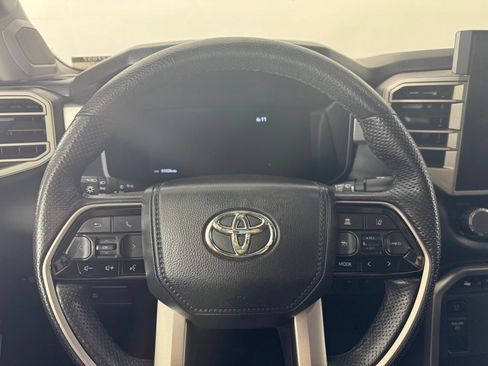 Used 2024 Toyota Tundra Limited AWD/4WD image 12