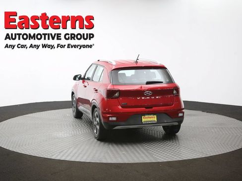 Used 2023 Hyundai Venue Limited FWD image 67