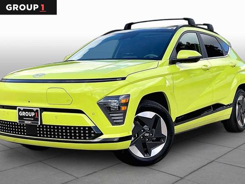 Used 2025 Hyundai Kona Limited FWD image 1