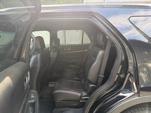 Used 2016 Ford Explorer Limited AWD/4WD image 3