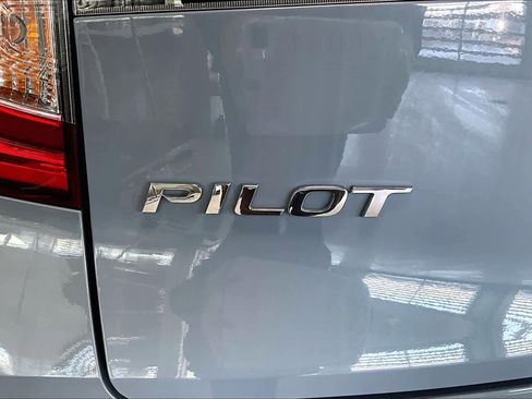 Used 2022 Honda Pilot Special Edition image 7