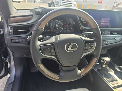 Certified 2024 Lexus ES 300h Ultra Luxury w/ Accessory Package (Z2) FWD image 25