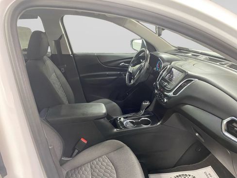 Used 2020 Chevrolet Equinox LT AWD/4WD image 11