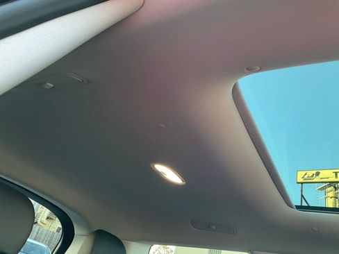 Used 2026 Hyundai Ioniq 9 Limited image 65