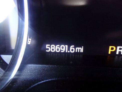 Used 2020 Ford Expedition XLT w/ Equipment Group 202A image 8