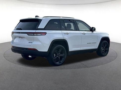 Certified 2025 Jeep Grand Cherokee Limited w/ Black Appearance Package AWD/4WD image 6