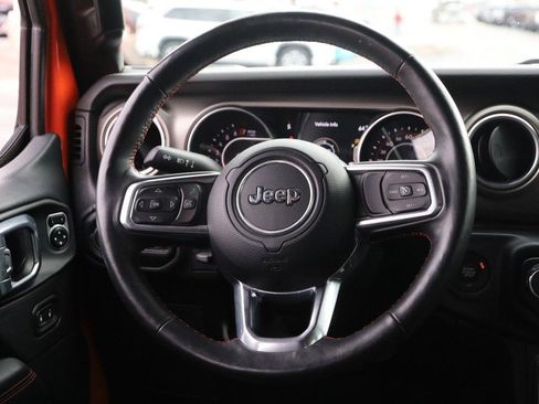 Used 2018 Jeep Wrangler Unlimited Rubicon image 24