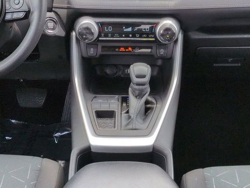 Certified 2024 Toyota RAV4 XLE FWD image 20