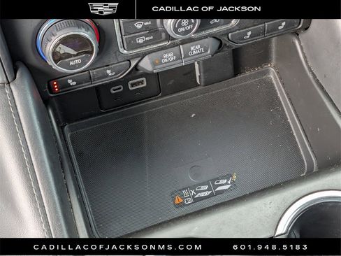 Used 2022 Chevrolet Tahoe LT w/ Luxury Package image 20