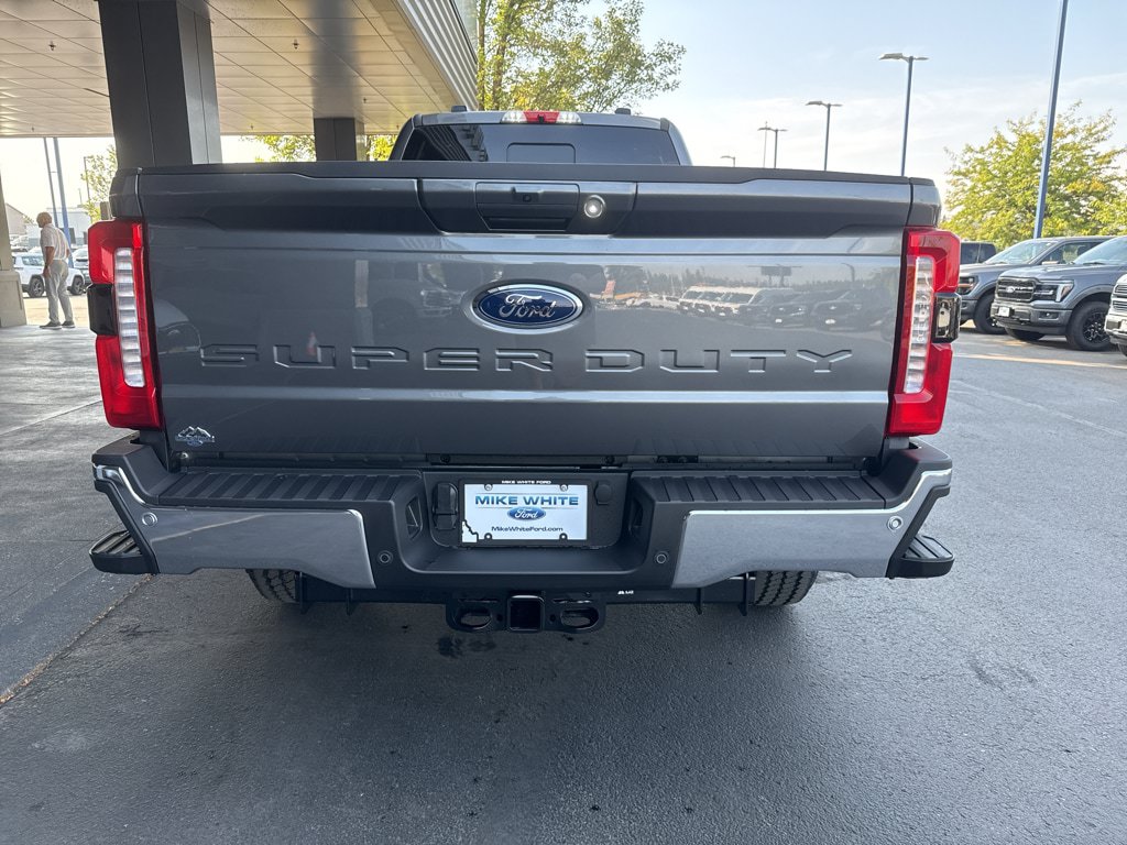 New 2026 Ford F350 Lariat AWD/4WD image 5