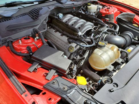 Used 2015 Ford Mustang GT Premium RWD image 16