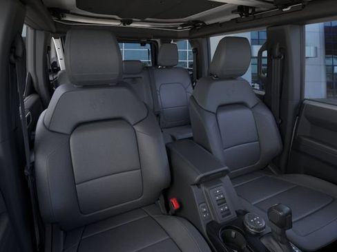 New 2026 Ford Bronco Outer Banks AWD/4WD image 10