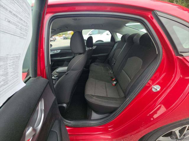 Used 2023 Kia Forte LXS FWD image 9