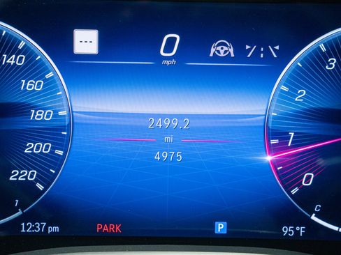 Used 2024 Mercedes-Benz AMG GT 63 image 20