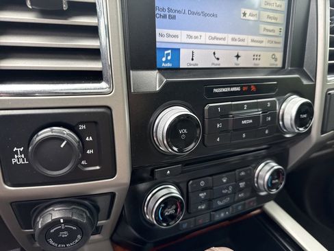 Used 2017 Ford F150 King Ranch w/ Equipment Group 601A Luxury AWD/4WD image 28