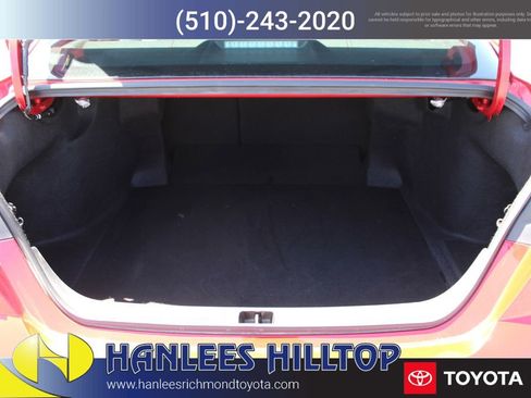Used 2025 Toyota Camry SE FWD image 10