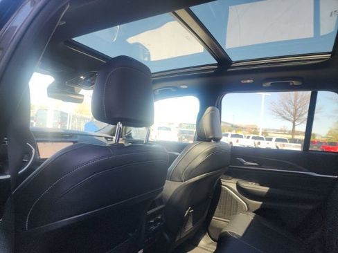 New 2026 Jeep Grand Cherokee Limited image 2