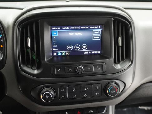 Used 2020 Chevrolet Colorado W/T w/ WT Convenience Package RWD image 17