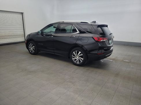 Used 2023 Chevrolet Equinox Premier image 3