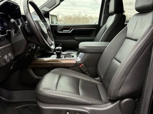 Used 2025 Chevrolet Silverado 1500 RST w/ Convenience Package II image 13