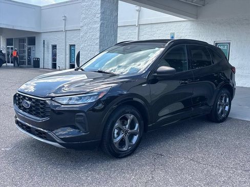 Used 2024 Ford Escape ST-Line w/ Tech Pack #1 FWD image 23