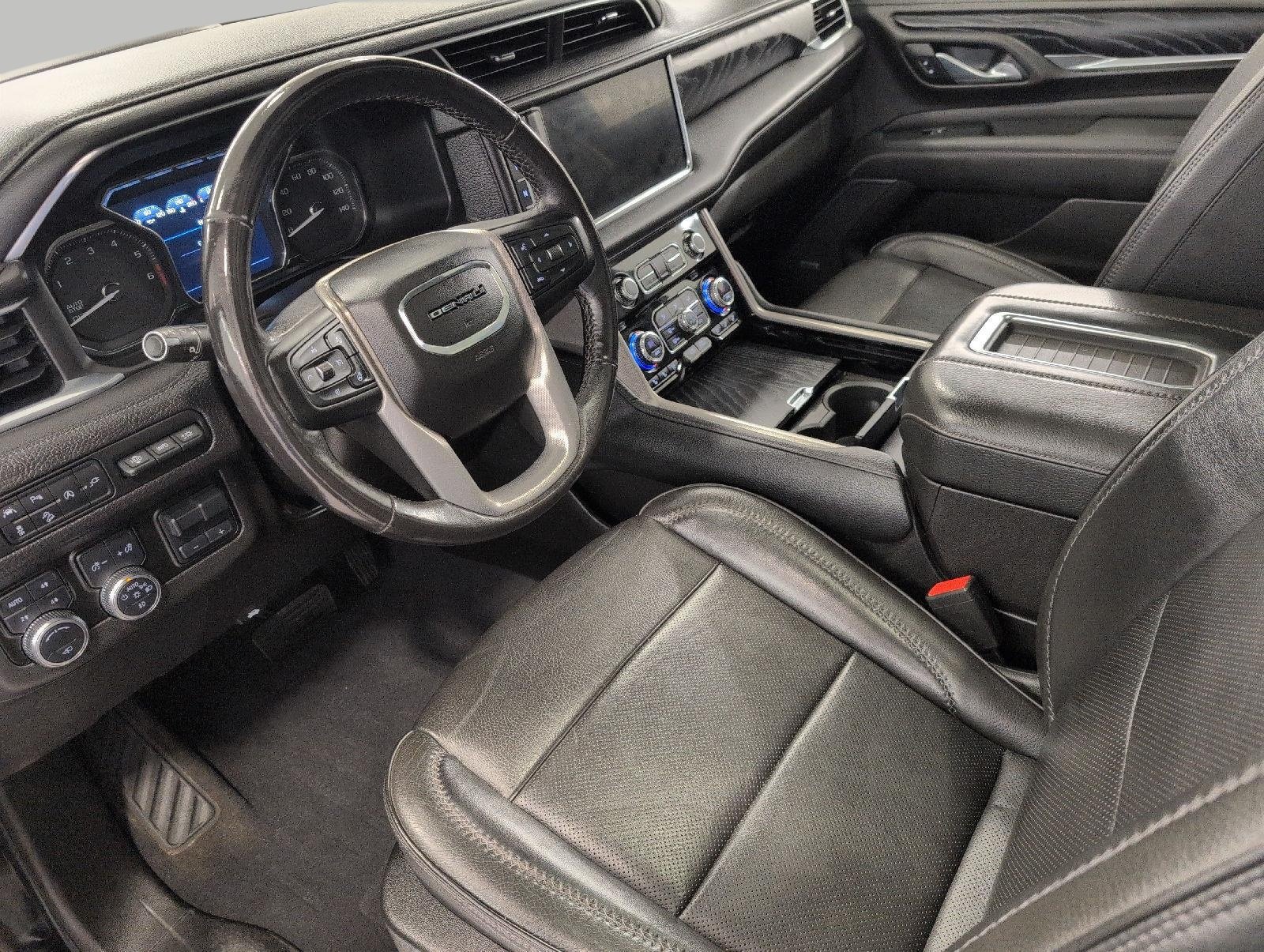 Certified 2021 GMC Yukon Denali w/ Denali Ultimate Package AWD/4WD image 9