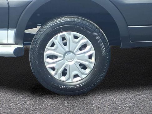 Used 2025 Ford Transit 250 Low Roof w/ Exterior Upgrade Package RWD image 3