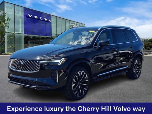 New 2026 Volvo XC90 T8 Plus w/ Protection Package Premier AWD/4WD image 2