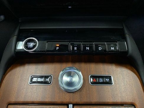 New 2026 Lincoln Navigator L Black Label AWD/4WD image 57