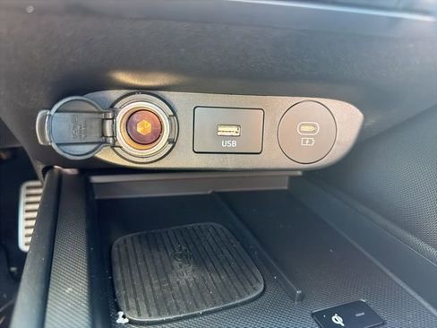 Used 2025 Hyundai Elantra N Line image 31