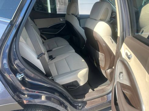 Used 2017 Hyundai Santa Fe Sport AWD/4WD image 10