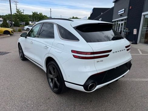 Certified 2024 Genesis GV70 3.5T Sport w/ Sport Advanced Package AWD/4WD image 7