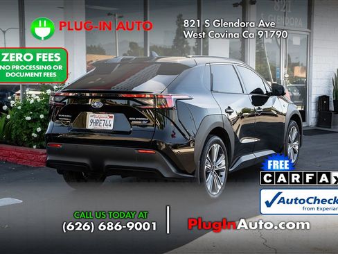 Used 2023 Subaru Solterra AWD image 6