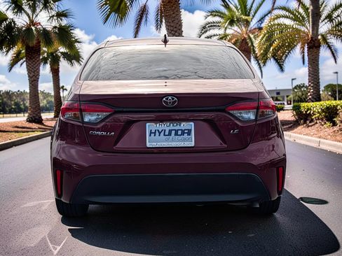 Used 2023 Toyota Corolla LE FWD image 6