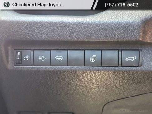 Used 2025 Toyota RAV4 XLE w/ Convenience Package image 12