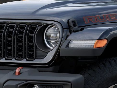 New 2026 Jeep Gladiator Rubicon w/ Steel Power Dome Hood Package AWD/4WD image 10