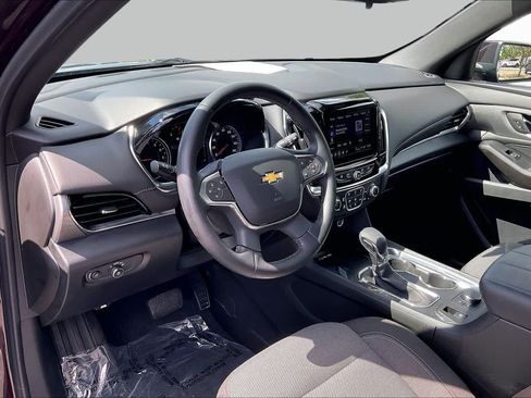 Used 2023 Chevrolet Traverse LT FWD image 14