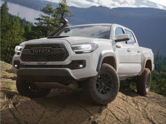 Used 2020 Toyota Tacoma SR5 RWD video 1