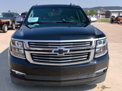 Used 2016 Chevrolet Suburban LTZ AWD/4WD image 6