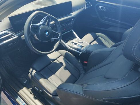 Used 2025 BMW 230i Coupe w/ M Sport Package RWD image 8