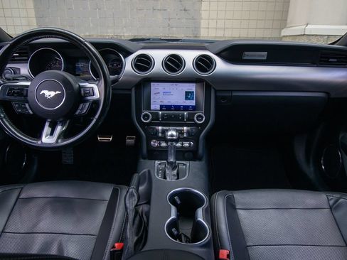 Used 2022 Ford Mustang GT Premium w/ Black Accent Package RWD image 28